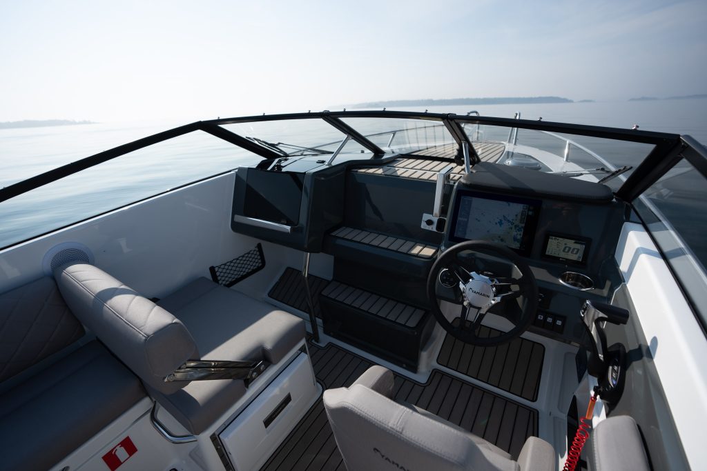 yamarin_63dc-web-093