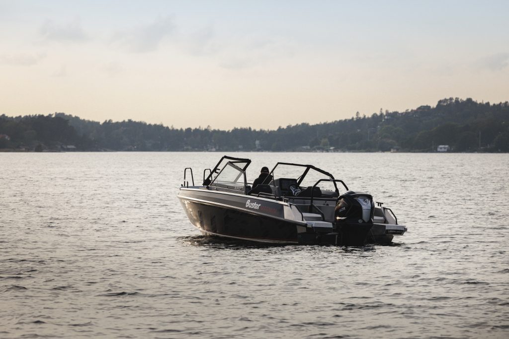 Buster Magnum VMAX_13