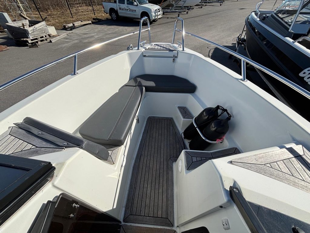 WhatsApp Image 2026-04-01 at 15.17.03